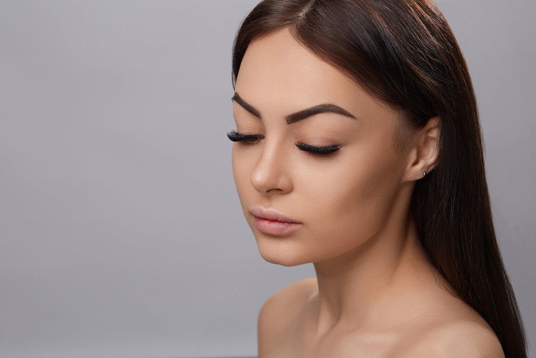 Eye Lash Strip Application