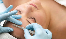 Load image into Gallery viewer, Dermaplaning